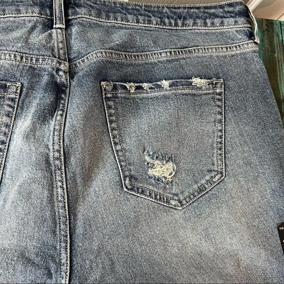 Torrid High Rise Straight Distressed Jeans Size 20 NWT - Picture 11 of 16